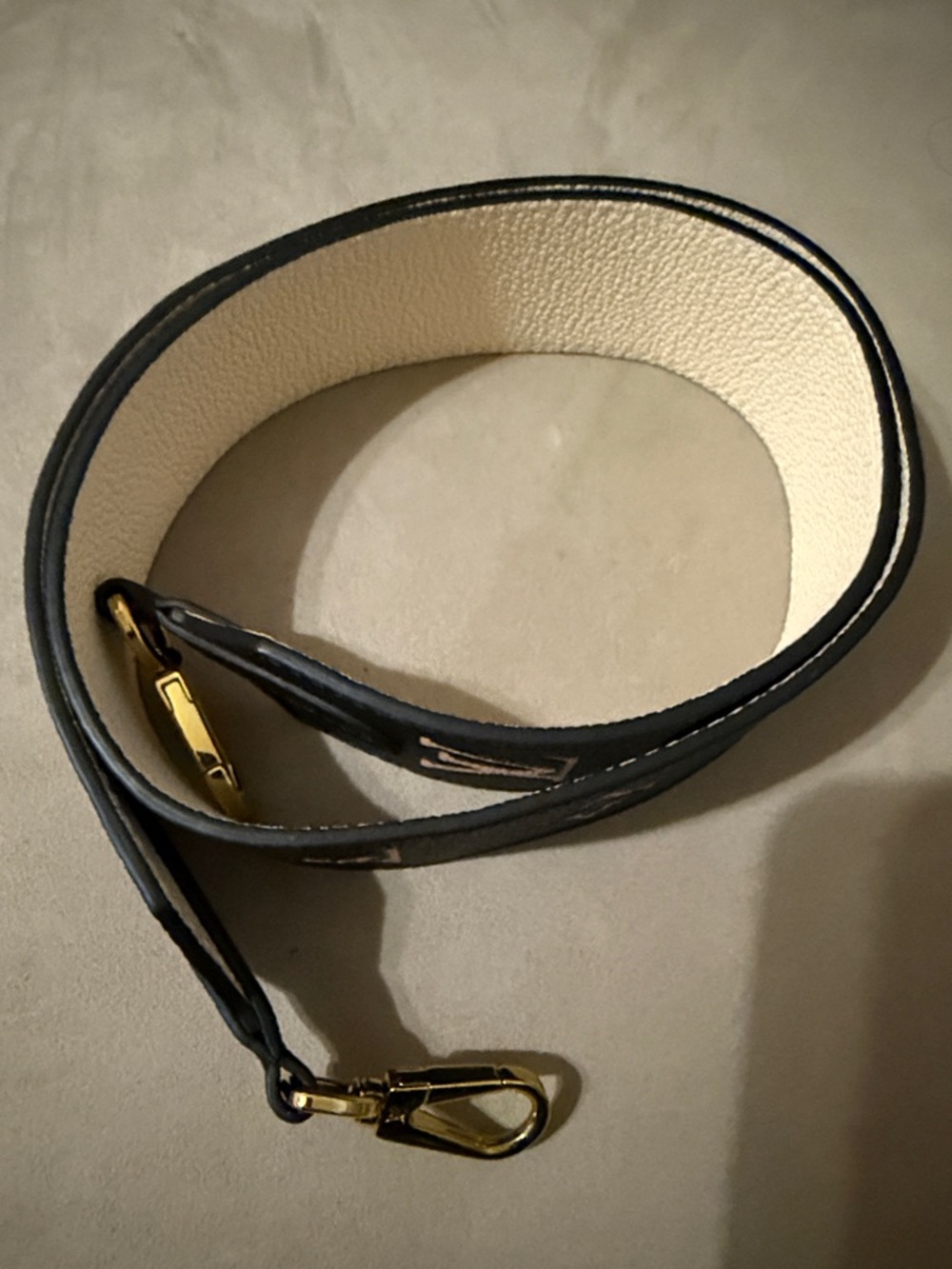 Authentic Louis Vuitton Empreinte bicolor monogram bandouliere leather bag strap - Picture 6 of 12